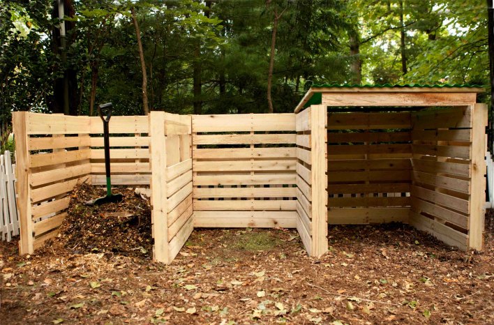 How To Make A Compost Bin Using Free Shipping Pallets Garden By Yourself How To Make A Compost Bin Using Free Shipping Pallets Garden By Yourself
